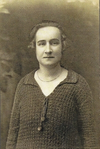 Anna Sommerová, mother of the witness