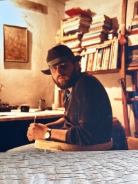 Ivo in the studio in Žabčice, photographed by Zdeněk Sedláček, 1985