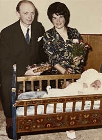 Birth of son Jaroslav, 1976