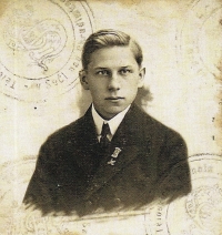 Karel Sommer, father of the witness