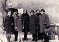 Markéta Koronthályová with her family and friends