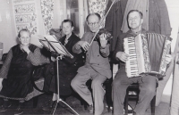 František Hladina (centre, with violin), late 1950s