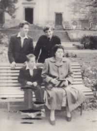 Serena Neumannová with her sons Petr, Alfred and Dieter, 1950s