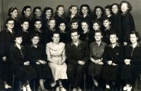 Růžena (middle row, third from the left) at the boarding school in Adršpach, 1950/1951