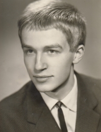 In the graduation photo