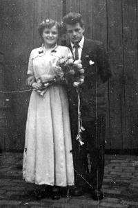 Vilém Lasák and sister Ruth in her wedding photo