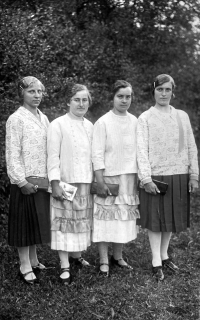 Adéla Lasáková's aunt Marie Flašková (second left), probably 1920s