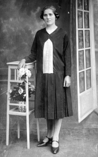 Adéla Lasáková's mother Františka Baďurová, née Flašková, 1930s