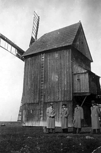 Windmill in Štěpánkovice which burnt down shortly after the war