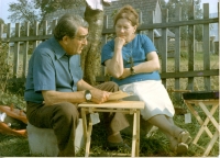 zač. 90. rokov, v Zákamennom na Orave, Pavol Strauss s Máriou Medveckou