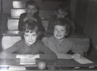 Marie Macková (bottom right) as a pupil at the Kamenná Stezka Primary School, mid-1960s