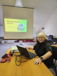 Marie Hanušová at work