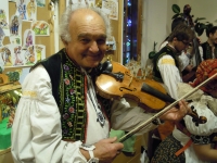 Performing at the Crafts Alive event, 2012