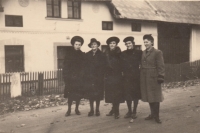 The Siegel sisters, from left Róza, Enna, mother Anna and sisters-in-law Greta and Eli