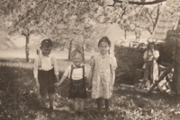 Witness with her brothers - Horst (left) and Edgard, Královec 1944