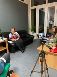 Zdeňka Dvořáková during her participation in the project Stories of Our Neighbours