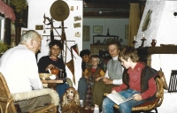 Hana Hoffmeisterová with her family in 1998