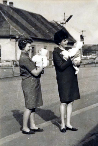 With mother-in-law and children, 1969