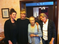 Hana Hoffmeisterová with her family in 2001