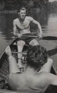 Erich Veselý on canoe 1950