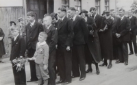 Erich (in front) at the funeral of his grandmother Františka