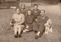 The Močubas in Petrovice 1946