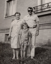 Witness with mother and son Marian, 1973