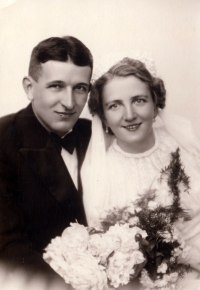 Karel Prokop's parents' wedding photo, 1939