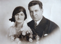 Wedding photo of Jiřina Vítková's parents
