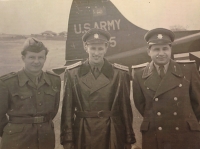 Photos from military mission in Korea, 1953/1954