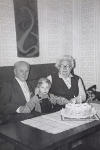 Witness´s parents the Neumann with their oldest grandson, 1983