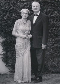 Married couple Režný during the 40th wedding anniversary celebration, 2018