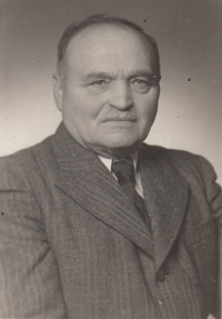 Grandfather Jan Chroust Sr., year of birth 1878