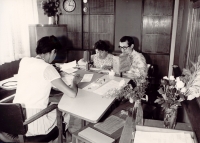 On-air broadcast in August 1968; left to right: Mirka Kroftová, Anna Švejnohová and Karel Sedláček