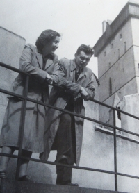 Alexandr Skalický and future wife Jitka Nejezchlebová in 1953 during a Sunday trip to Karlštejn