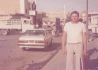 Petr Dušejovský walking through the city during a working visit in Iraq (1980)