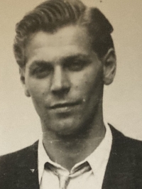 Erich Veselý in 1949