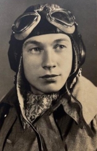 Ernst Hasse, the boy the witness was to marry. As an aviator, he was killed in the war