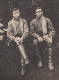 Jaroslav Suchánek, father of Frída Ficková, left, with his brother Josef, 1937, USSR Republic of Komi