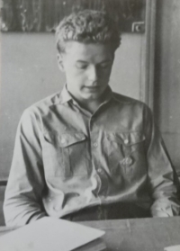 Jiří Motáň during his leaving exam, 1959