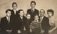 Parents Liška with their children Jaroslav, František, Josef, Antonín, Oldřich and Anna, 1958