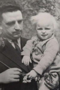 Jiří Motáň with his father