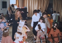 Alena Zdražilová with her pupils