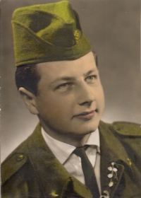 Jari Vassinger na vojně, kolorováno