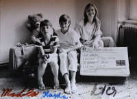 Farewell message, Magdalena Frodlová, Karolína Frodlová and Kateřina Willigová Frodlova, Prague, 1984