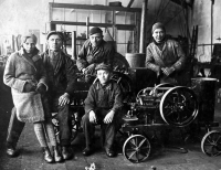 Miloslav Komárek's father (third from right), probably in the locomotive depot in Přerov