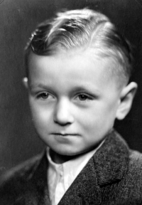 Miloslav Komárek, mid-1940s