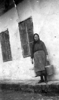 Anna Macečková's mother Emílie Benešová in 1944