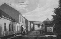 House with pergola in Vrbno pod Pradědem, where Anna Marková and her parents moved in 1945, postcard from the 1930s