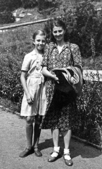 Anna Marková with her mother, mid 1950s